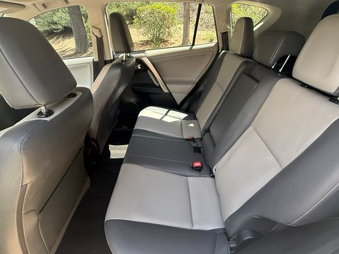 Used 2013 Toyota RAV4 Limited FWD image 12