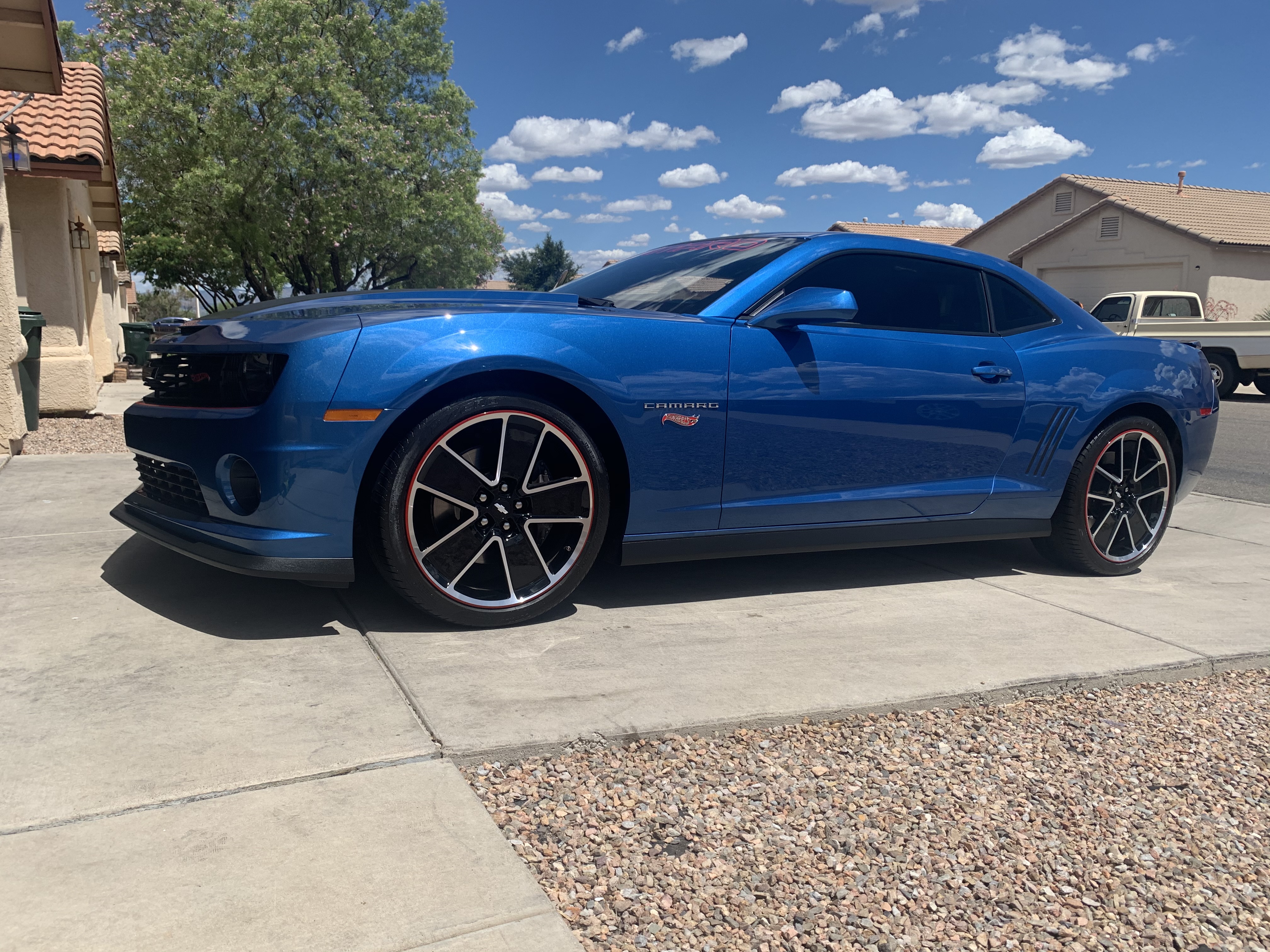 Used 2013 Chevrolet Camaro SS w/ Hot Wheels Special Edition RWD image 1