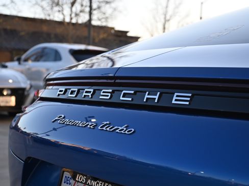 Used 2017 Porsche Panamera Turbo image 24