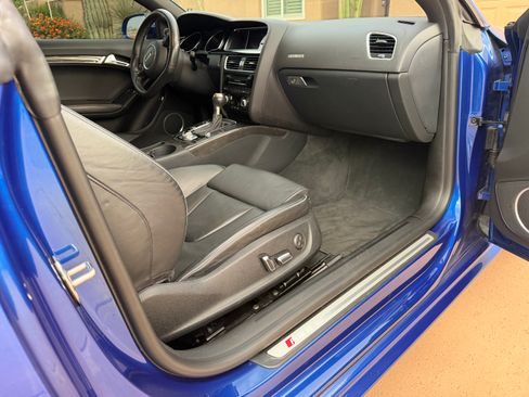 Used 2013 Audi RS 5 Coupe AWD/4WD image 22