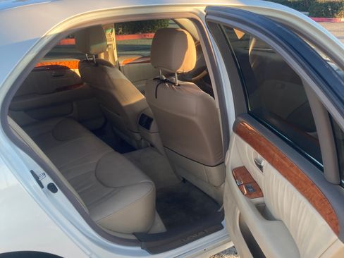 Used 2005 Lexus LS 430 image 9