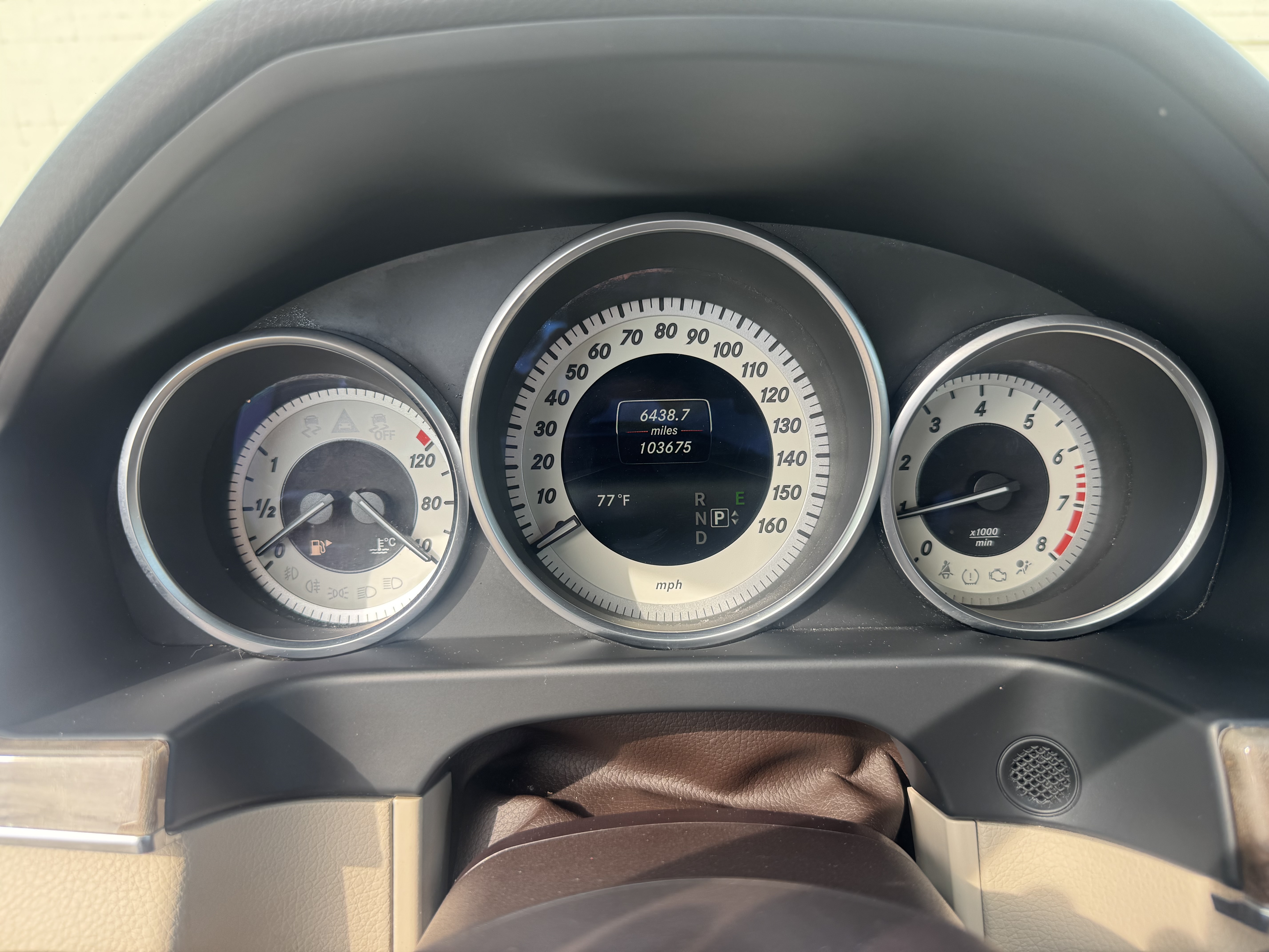 Used 2015 Mercedes-Benz E 350 4MATIC Sedan image 31