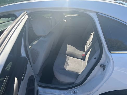 Used 2015 Chevrolet Impala LT w/ LT Sunroof Package image 5