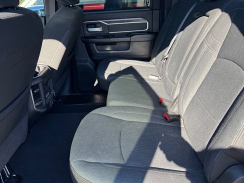 Used 2019 RAM 2500 Big Horn image 10