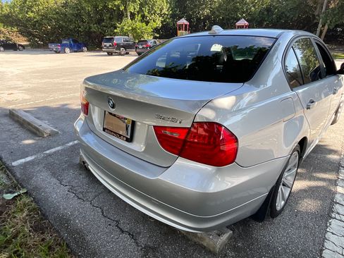 Used 2011 BMW 328i xDrive Sedan image 14