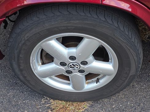 Used 2003 Volkswagen Eurovan MV image 25