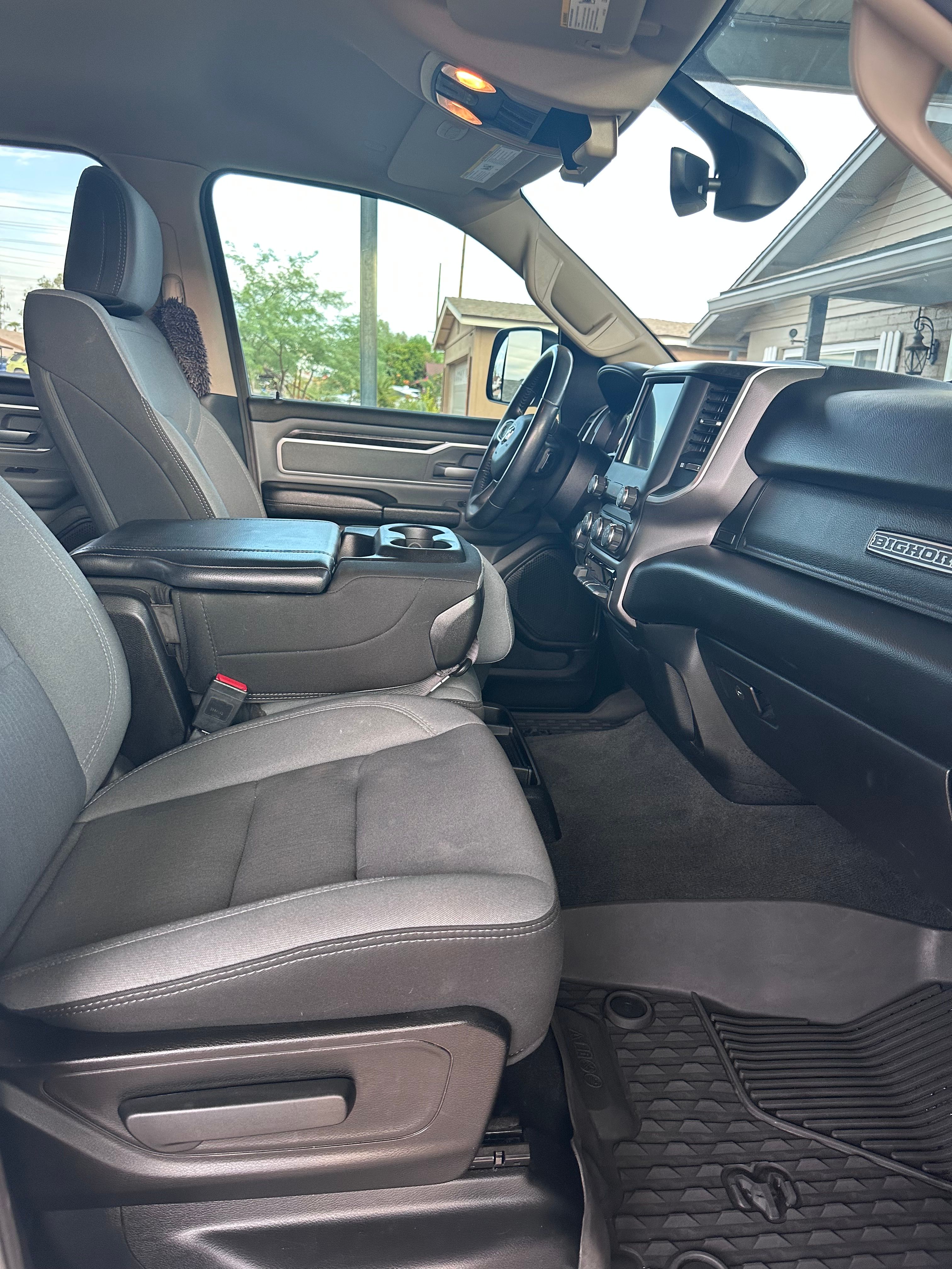 Used 2020 RAM 1500 Big Horn AWD/4WD image 11