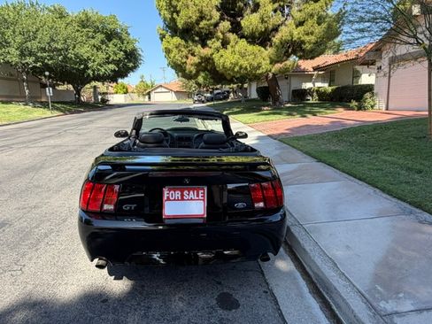 Used 2002 Ford Mustang GT RWD image 10