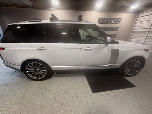 Used 2020 Land Rover Range Rover Long Wheelbase HSE image 6