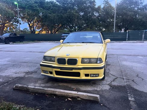 Used 1999 BMW M3 Convertible RWD image 2