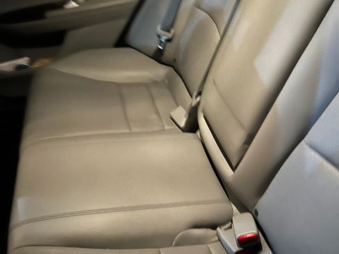 Used 2015 Honda Accord EX-L image 10