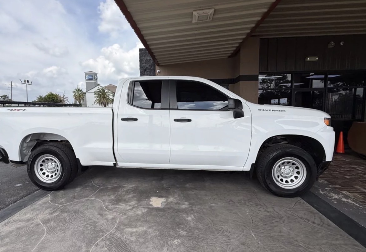 Used 2021 Chevrolet Silverado 1500 W/T w/ WT Fleet Convenience Package AWD/4WD image 2