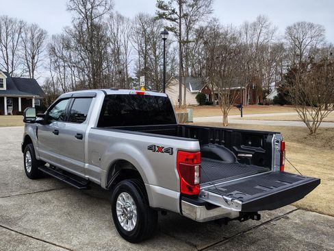Used 2022 Ford F250 XLT image 5