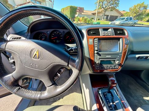 Used 2005 Acura MDX Touring image 10