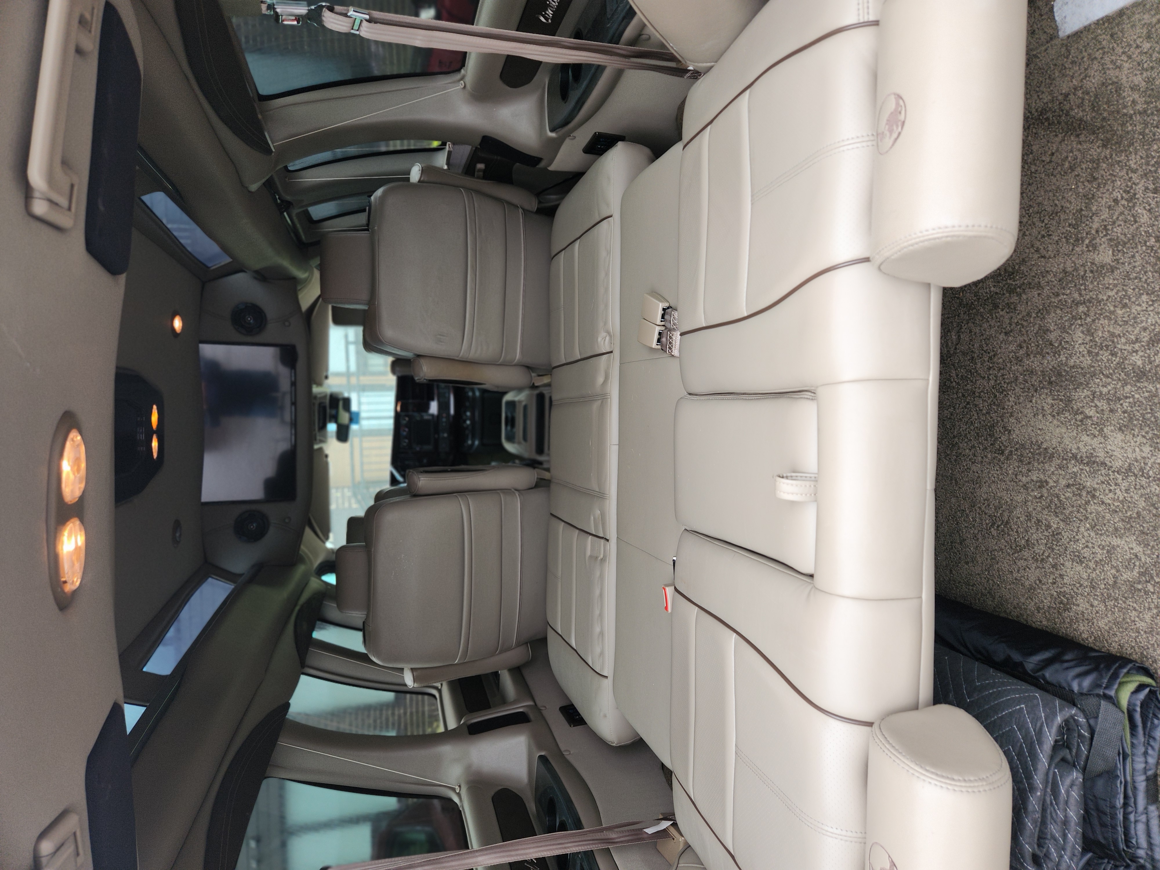 Used 2019 GMC Savana 2500 w/ Enhanced Convenience Package RWD image 14