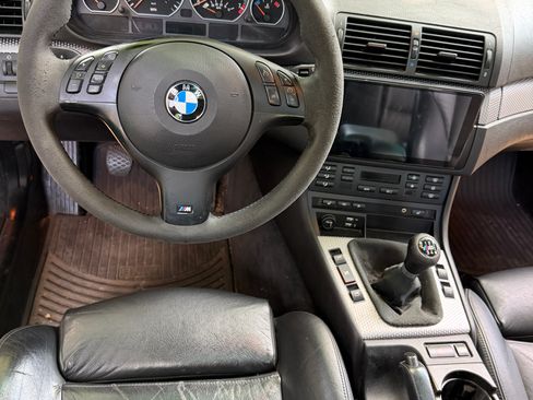 Used 2004 BMW 330i Sedan RWD image 5