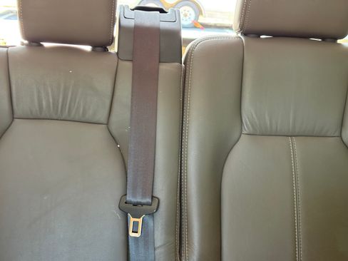 Used 2015 Land Rover LR4 HSE LUX AWD/4WD image 14
