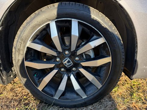 Used 2015 Honda Civic EX-L image 6