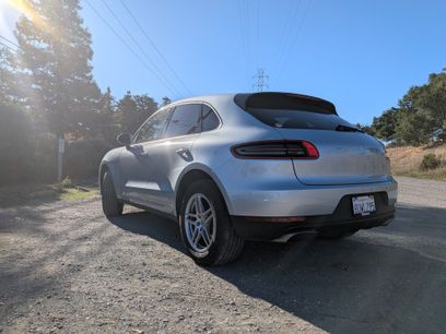 Used 2018 Porsche Macan Sport Edition