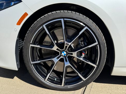 Used 2023 BMW 840i Convertible image 29