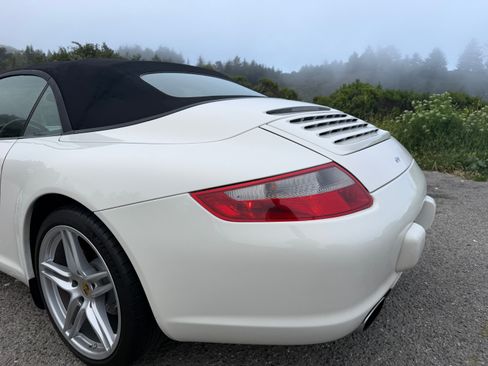 Used 2008 Porsche 911 Cabriolet image 2