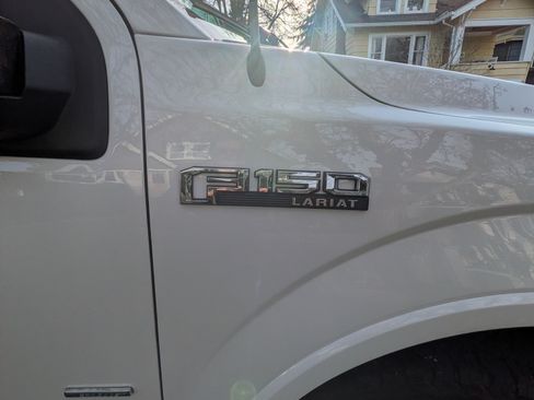 Used 2017 Ford F150 Lariat w/ Equipment Group 502A Luxury image 2