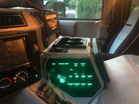 Used 2003 HUMMER H1 4-Door Wagon image 23