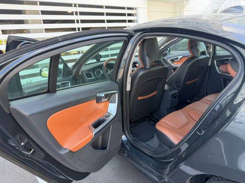 Used 2012 Volvo S60 T5 w/ Dynamic Pkg FWD image 6