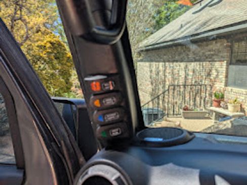 Used 2016 Jeep Wrangler Unlimited Sport image 16