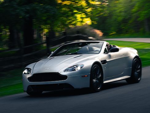 Used 2011 Aston Martin V8 Vantage S image 4