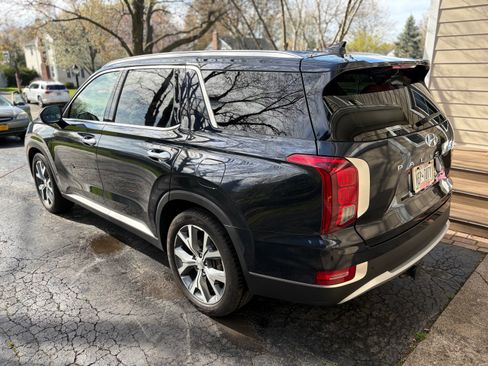 Used 2021 Hyundai Palisade SEL w/ Premium Package AWD/4WD image 2
