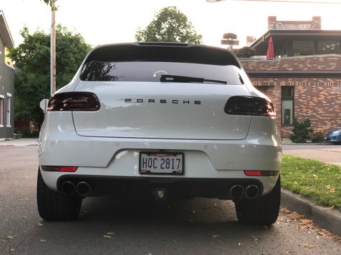 Used 2015 Porsche Macan S image 5