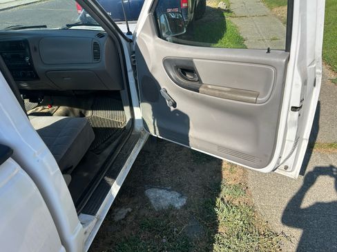 Used 1996 Ford Ranger 2WD Regular Cab image 11
