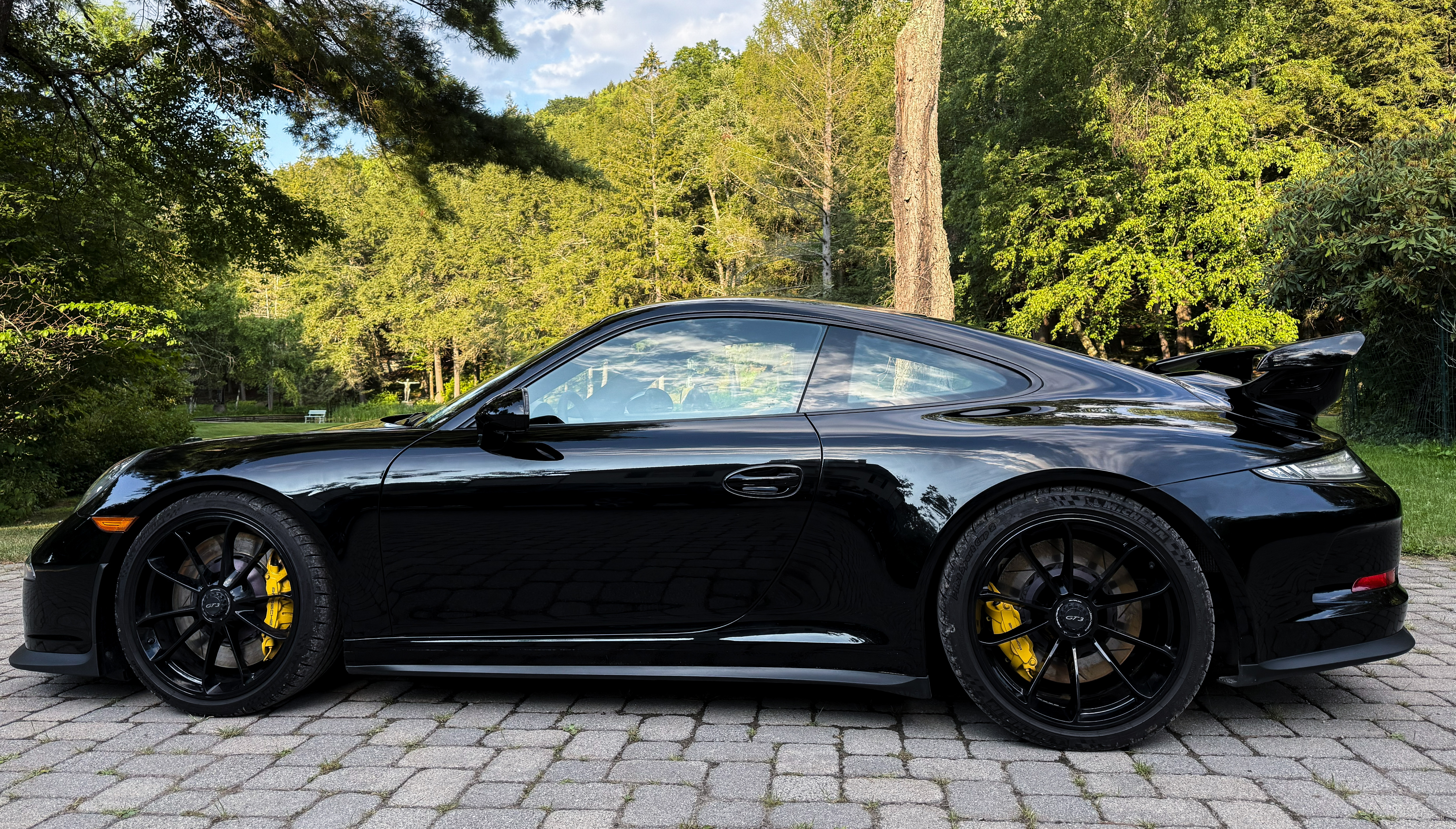 Used 2015 Porsche 911 GT3 RWD image 5