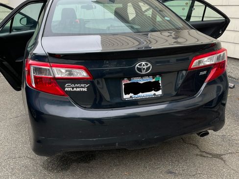 Used 2013 Toyota Camry SE image 13