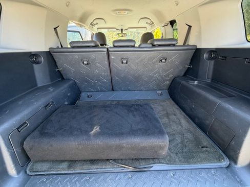 Used 2010 Toyota FJ Cruiser 4WD w/ Convenience Pkg image 15