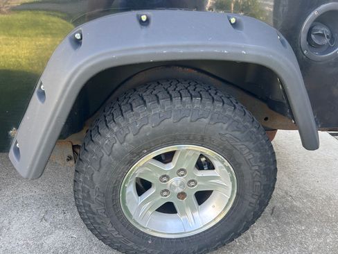 Used 2006 Jeep Wrangler Unlimited AWD/4WD image 17