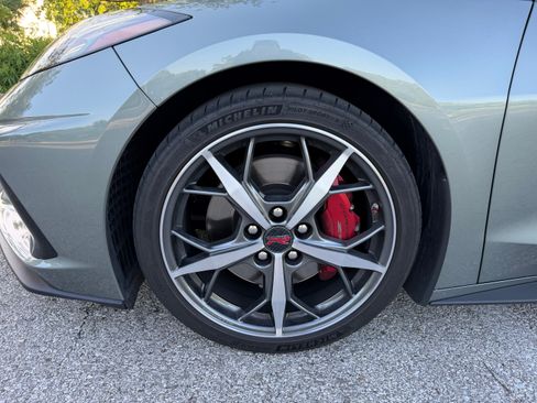 Used 2022 Chevrolet Corvette Stingray Preferred Conv w/ Z51 Performance Package RWD image 15