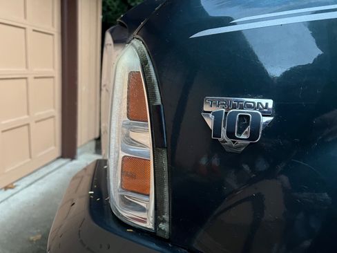 Used 2005 Ford F250 XLT image 10