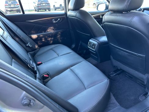 Used 2018 INFINITI Q50 Luxe w/ Essential Package (3.0T Luxe) AWD/4WD image 12