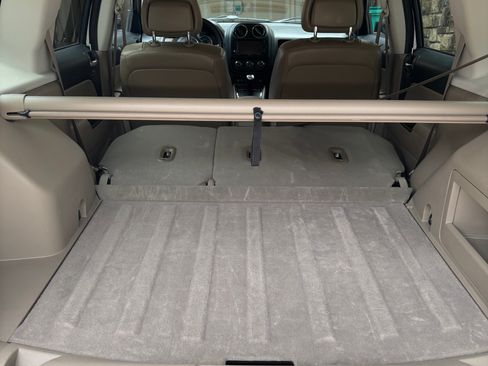 Used 2014 Jeep Patriot Limited AWD/4WD image 4