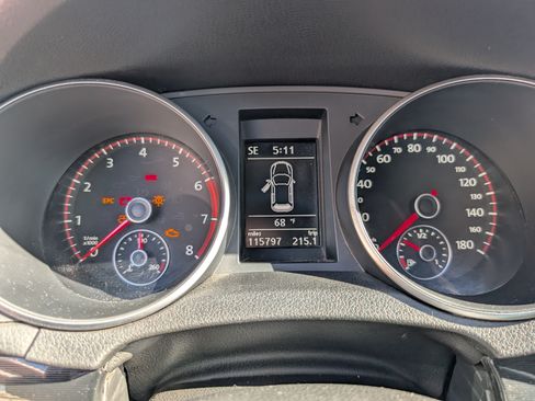 Used 2012 Volkswagen GTI 4-Door image 13