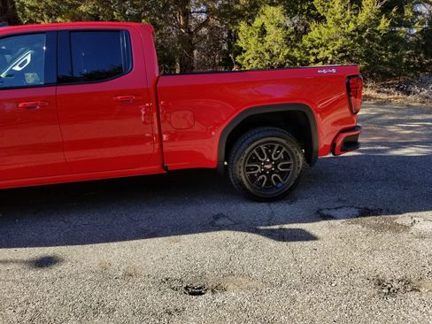 Used 2022 GMC Sierra 1500 Elevation AWD/4WD image 6