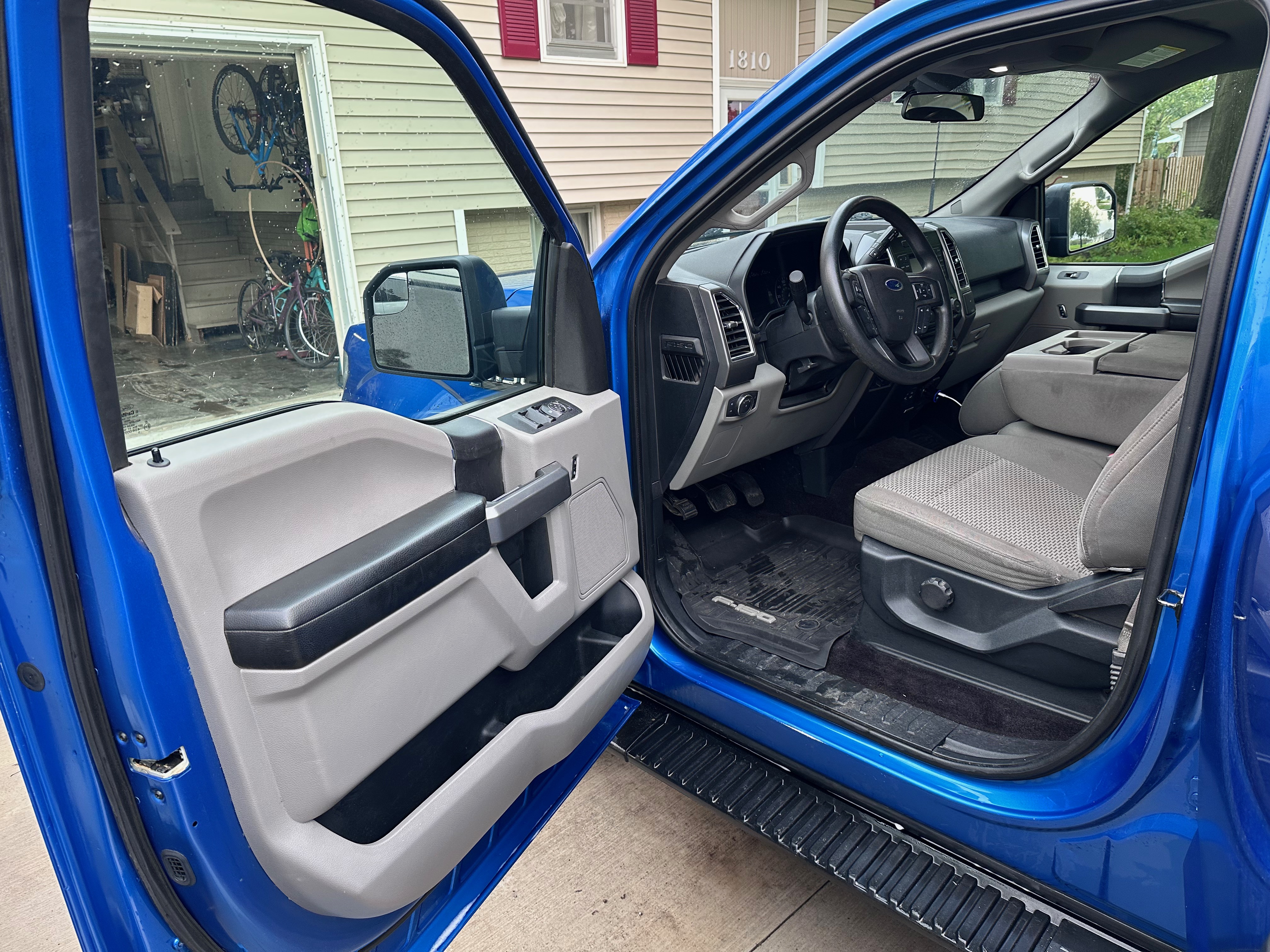 Used 2015 Ford F150 XLT AWD/4WD image 15