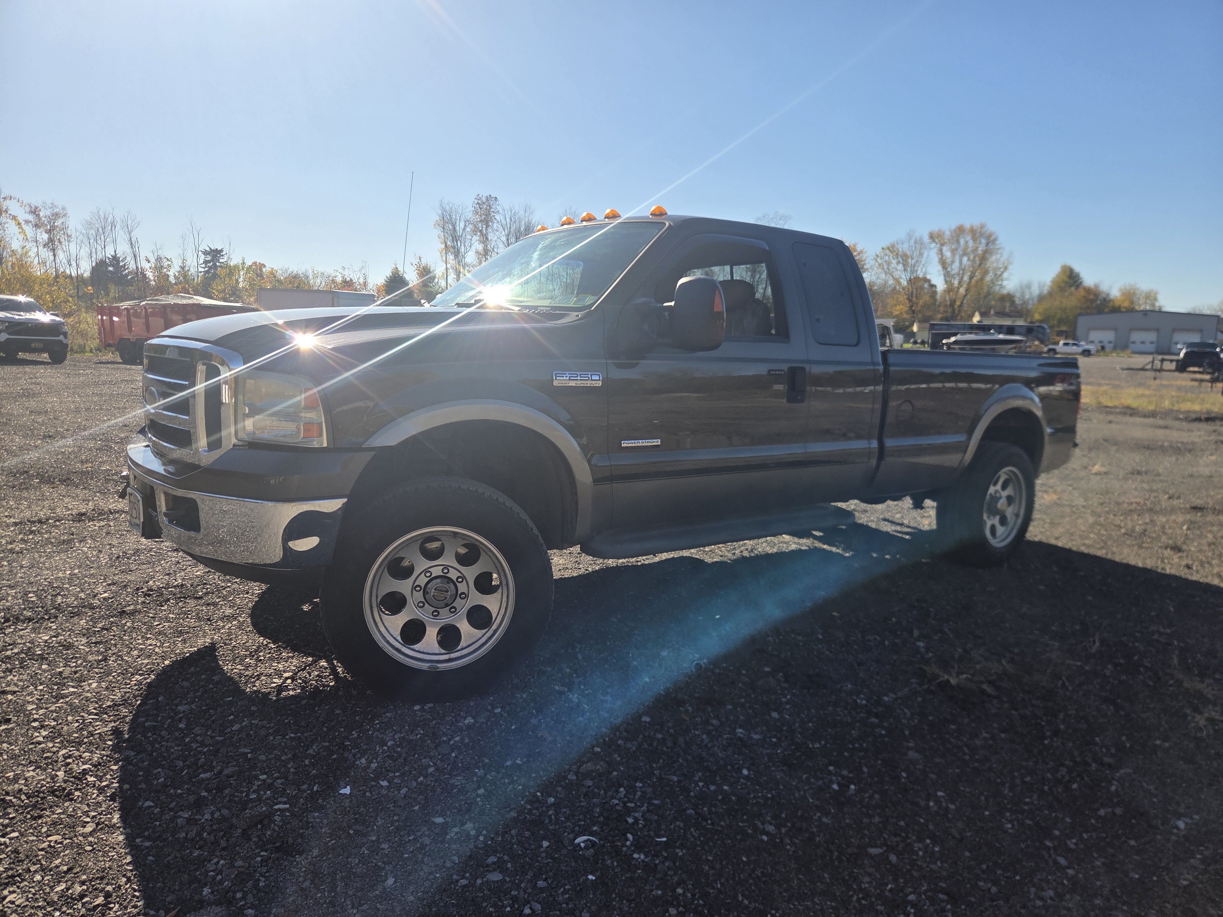 Used 2005 Ford F250 Lariat AWD/4WD image 4