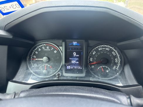 Used 2021 Toyota Tacoma SR RWD image 1
