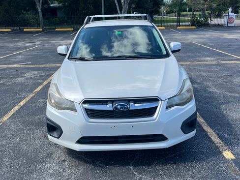 Used 2014 Subaru Impreza 2.0i Premium AWD/4WD image 5
