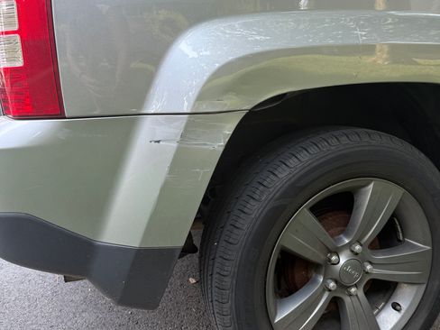 Used 2015 Jeep Patriot High Altitude FWD image 6