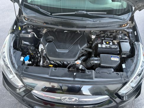 Used 2017 Hyundai Accent SE image 8