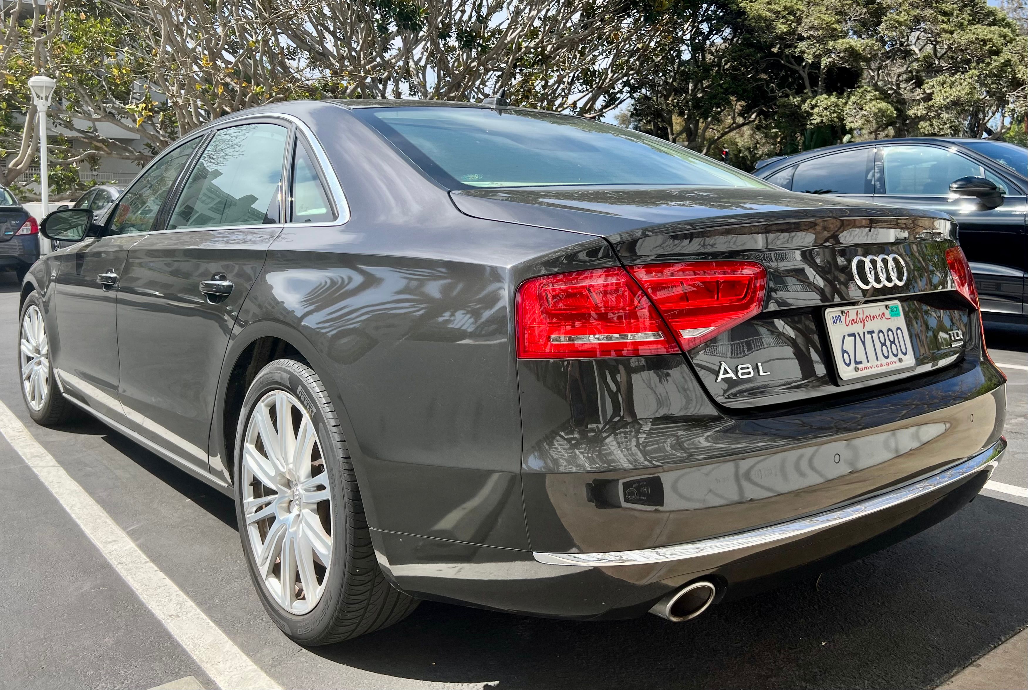 Used 2014 Audi A8 L TDI AWD/4WD image 5